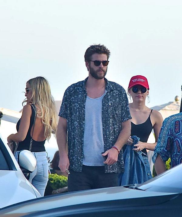 miley cyrus liam hemsworth wedding cancelled