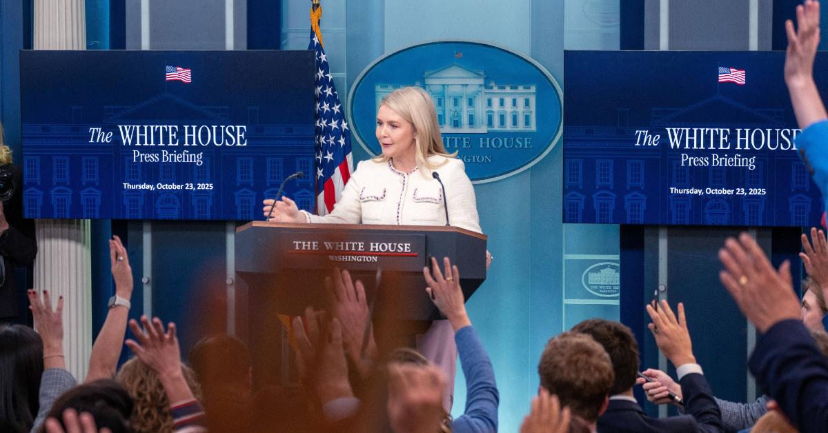 Image of the White House defended Karoline Leavitt's statements.