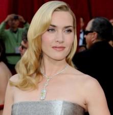 2010__03__Kate_Winslet_March19newsne 221×225.jpg