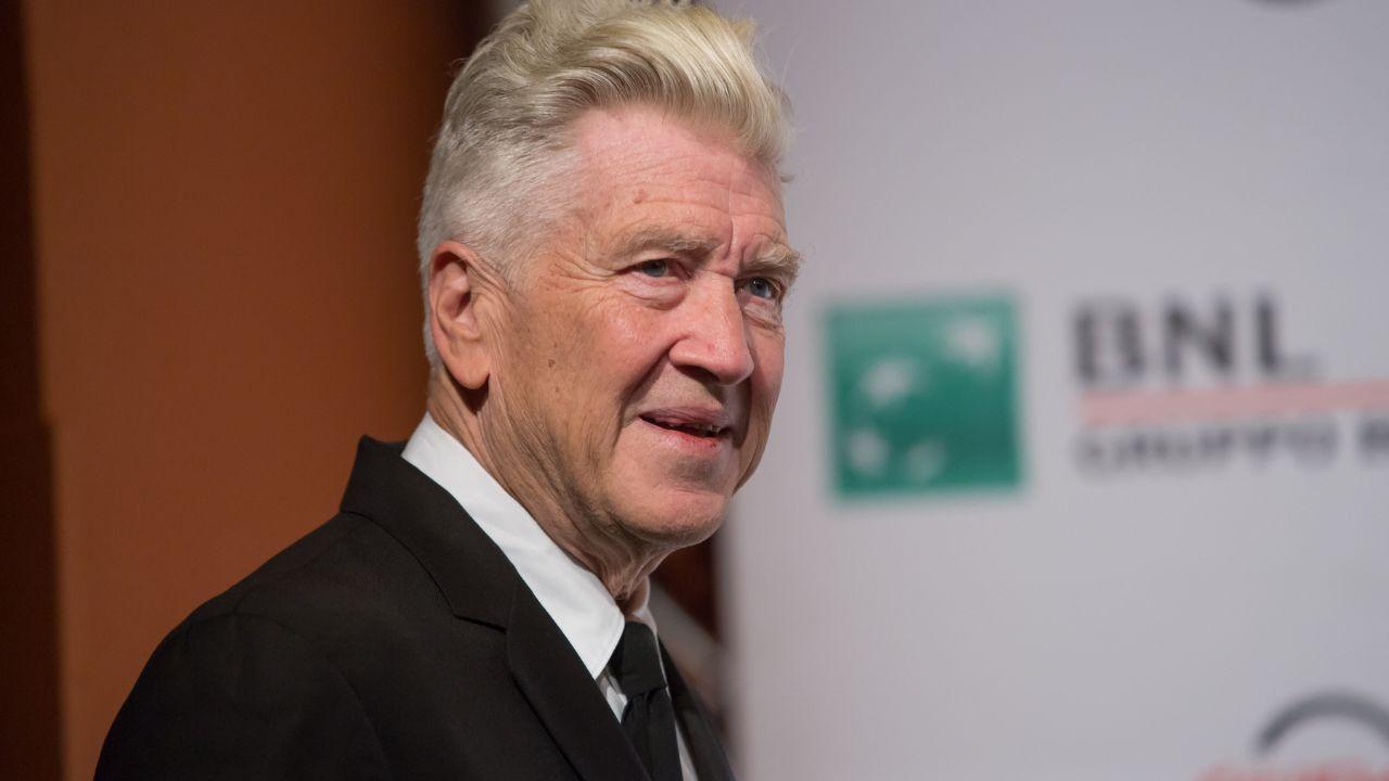 Image of David Lynch asked Dylan Sprouse for a cigarette when the two first met.