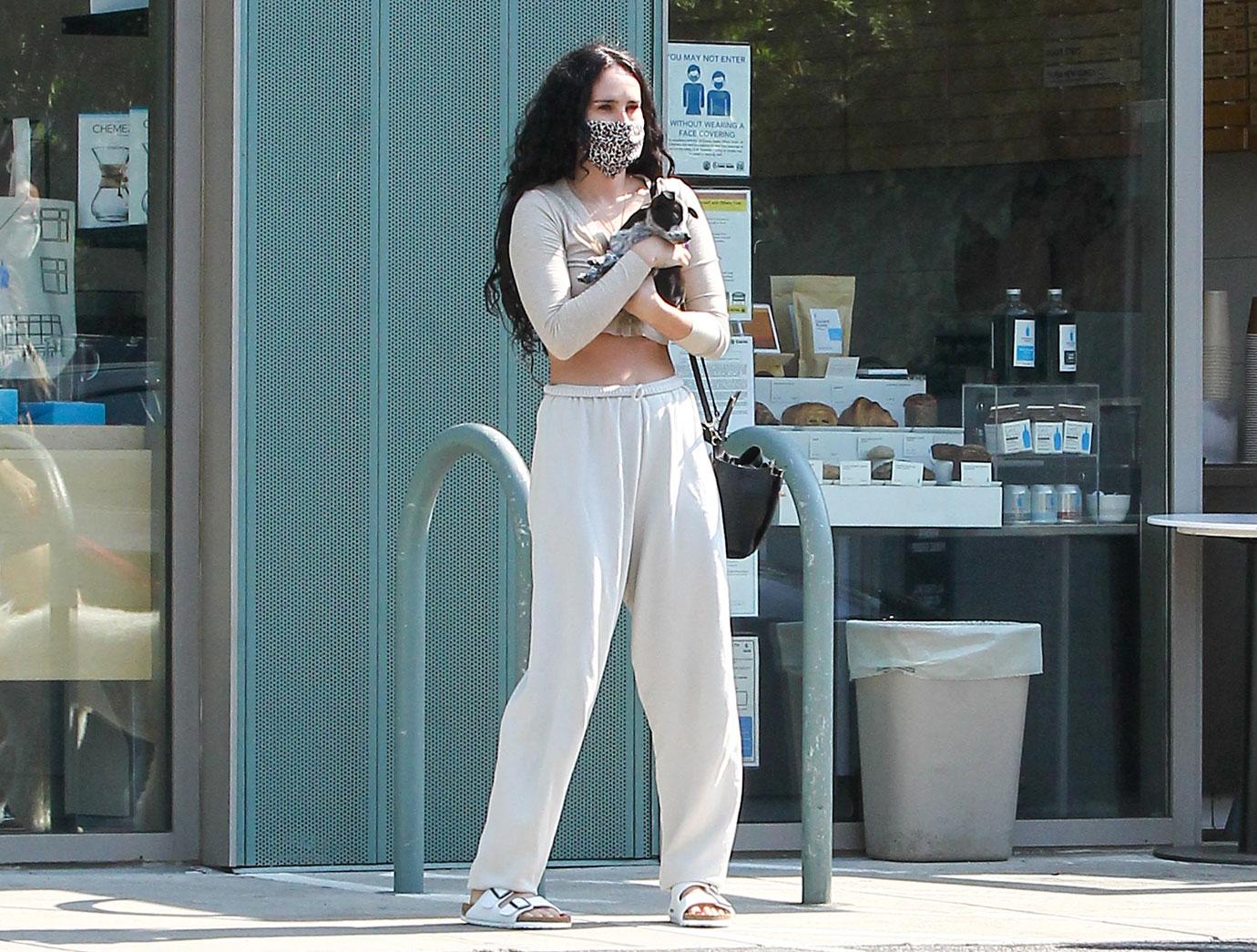 //rumer willis adopts new puppy