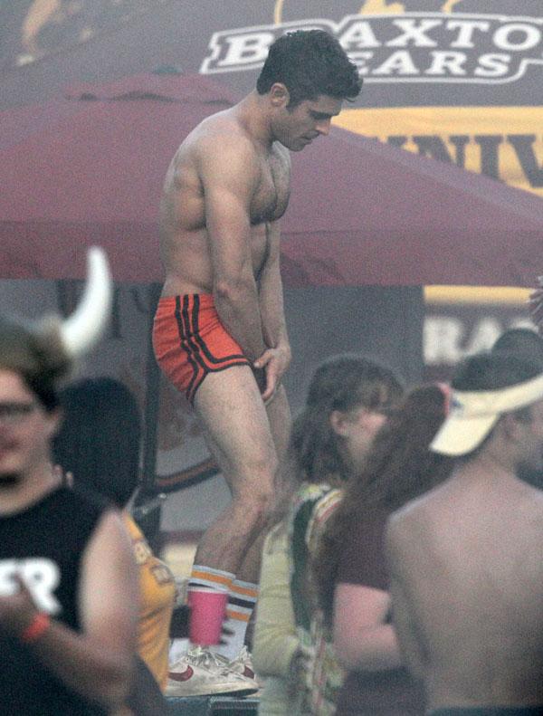 Zac efron shirtless naked photos onset