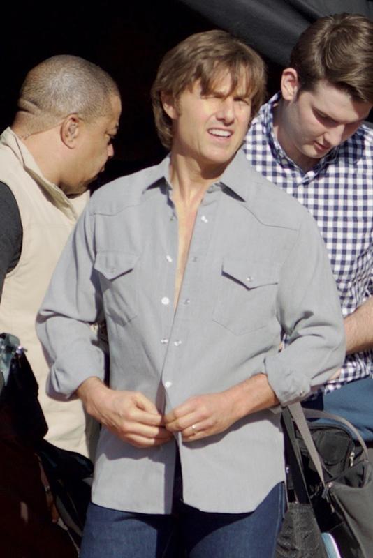 *EXCLUSIVE* Tom Cruise back in 80s pilot mode for &#8220;American Made&#8221; reshoots