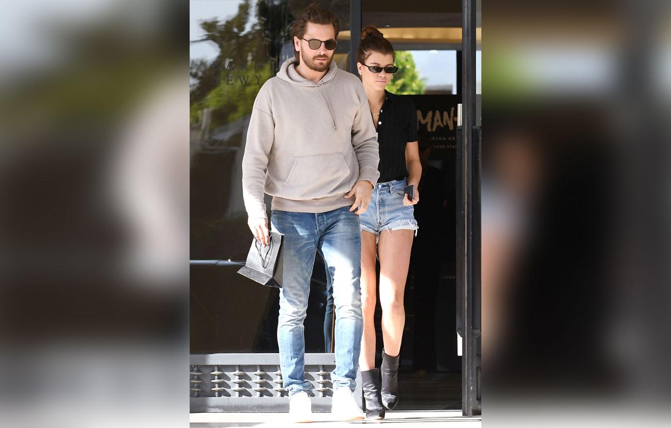 sofia richie makes out scott disick split rumors pics 05