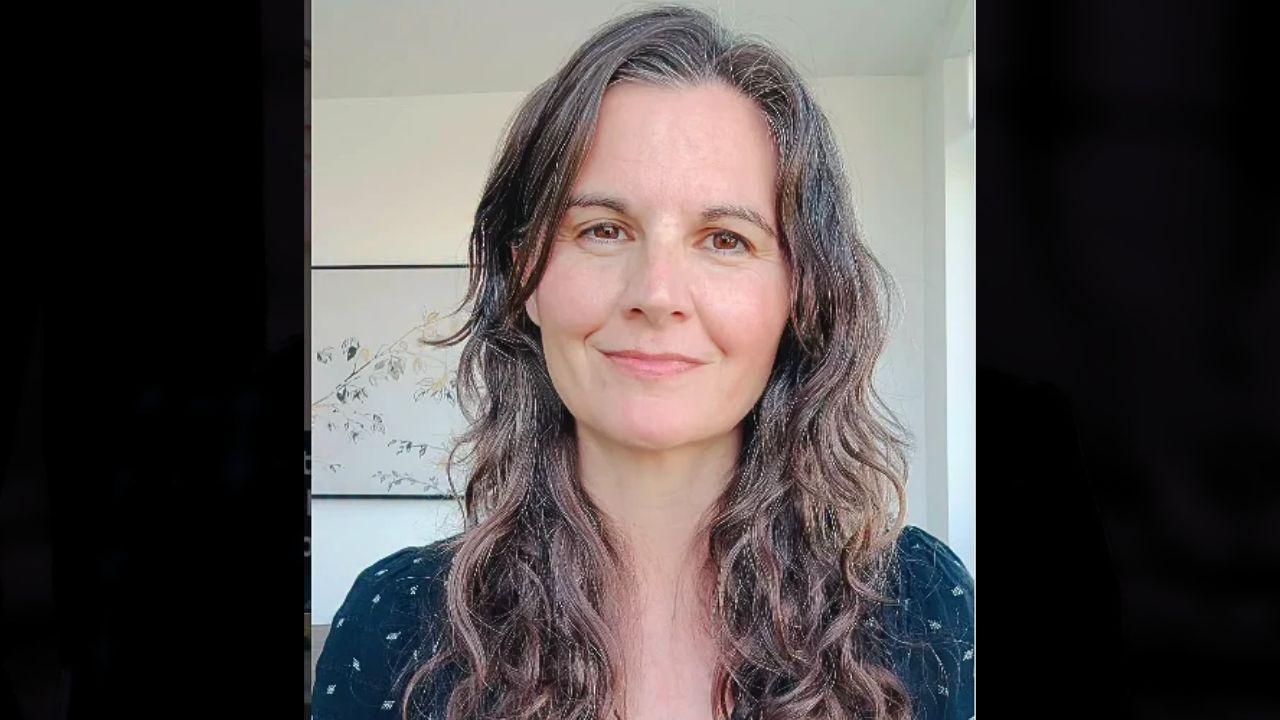 Image of Lisa Jakub.