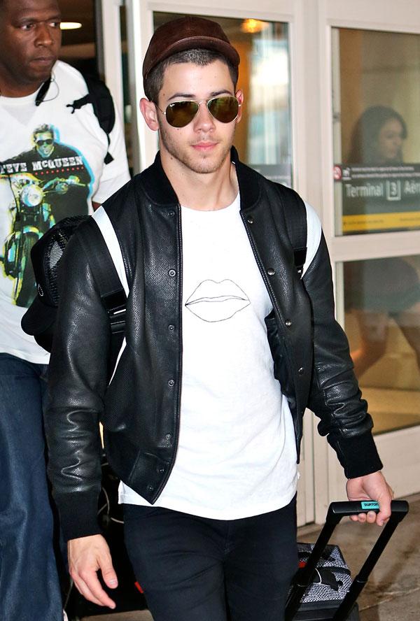 Nick Jonas Dating Lily Collins