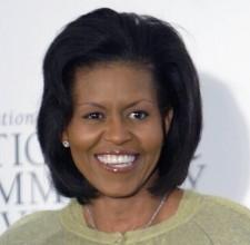 2009__10__michelleobama 225×220.jpg