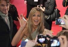 2010__03__jen_aniston_March 29_29 225&#215;157.jpg