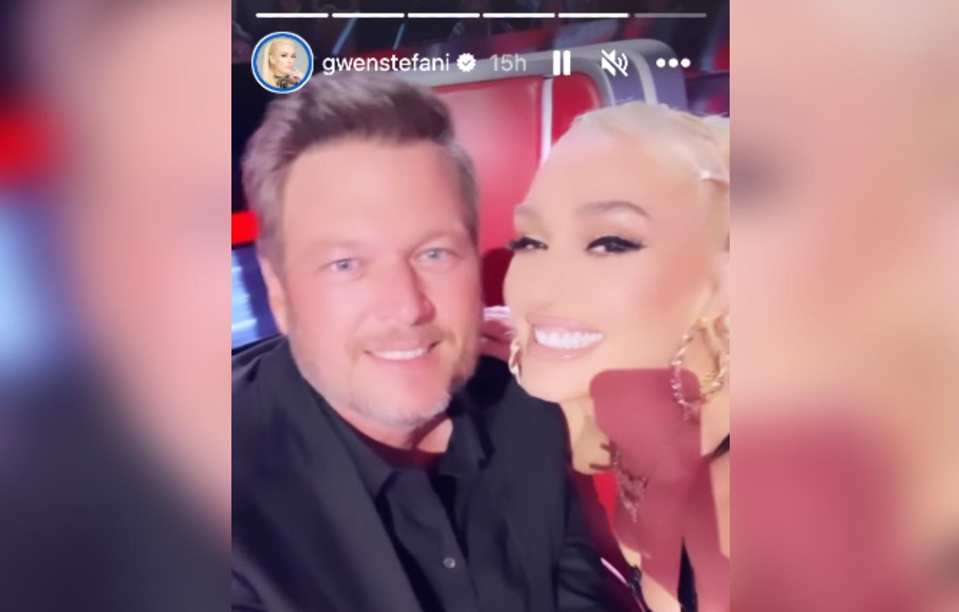 gwen stefani trolls blake shelton selfie