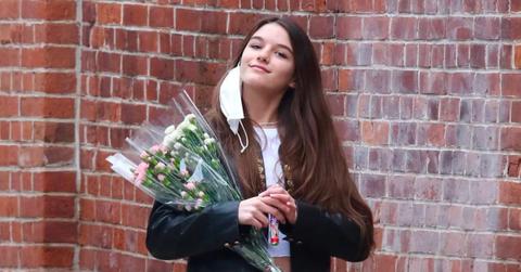 katie holmes tom cruise daughter suri high school play