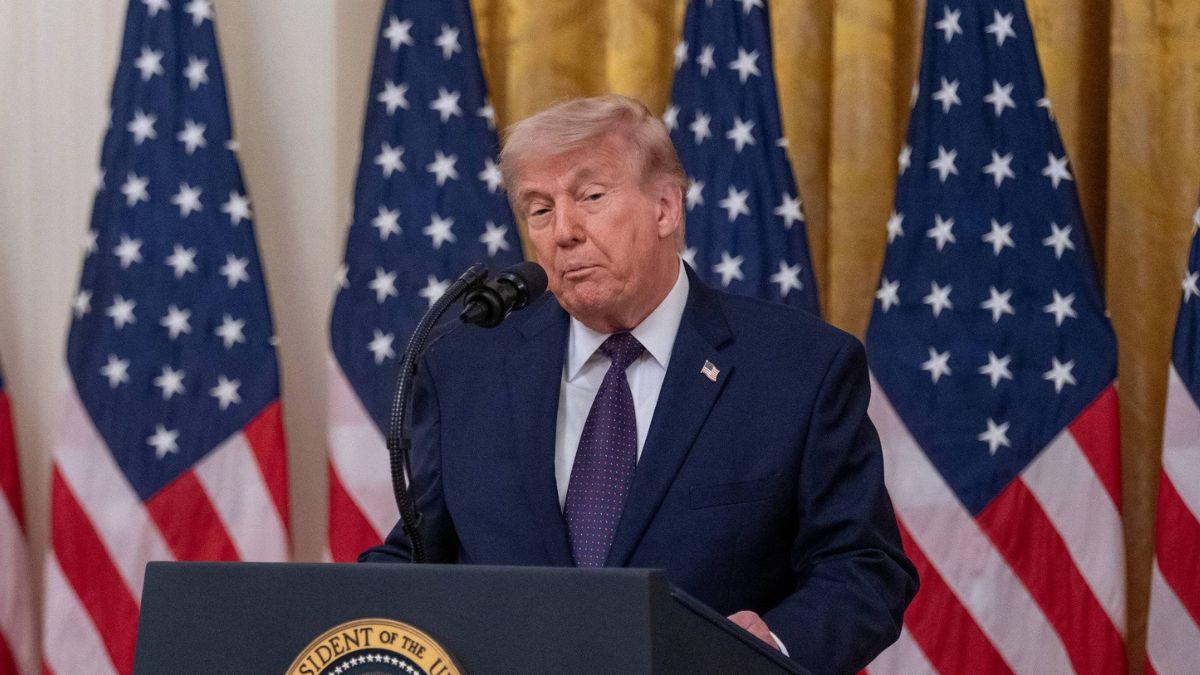Image of Donald Trump defended his wealth by pointing to gains in the stock market.