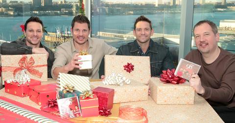 Masterpass by Mastercard Powers 98 Degrees to Bring Holiday Cheer to Red Cross Volunteers