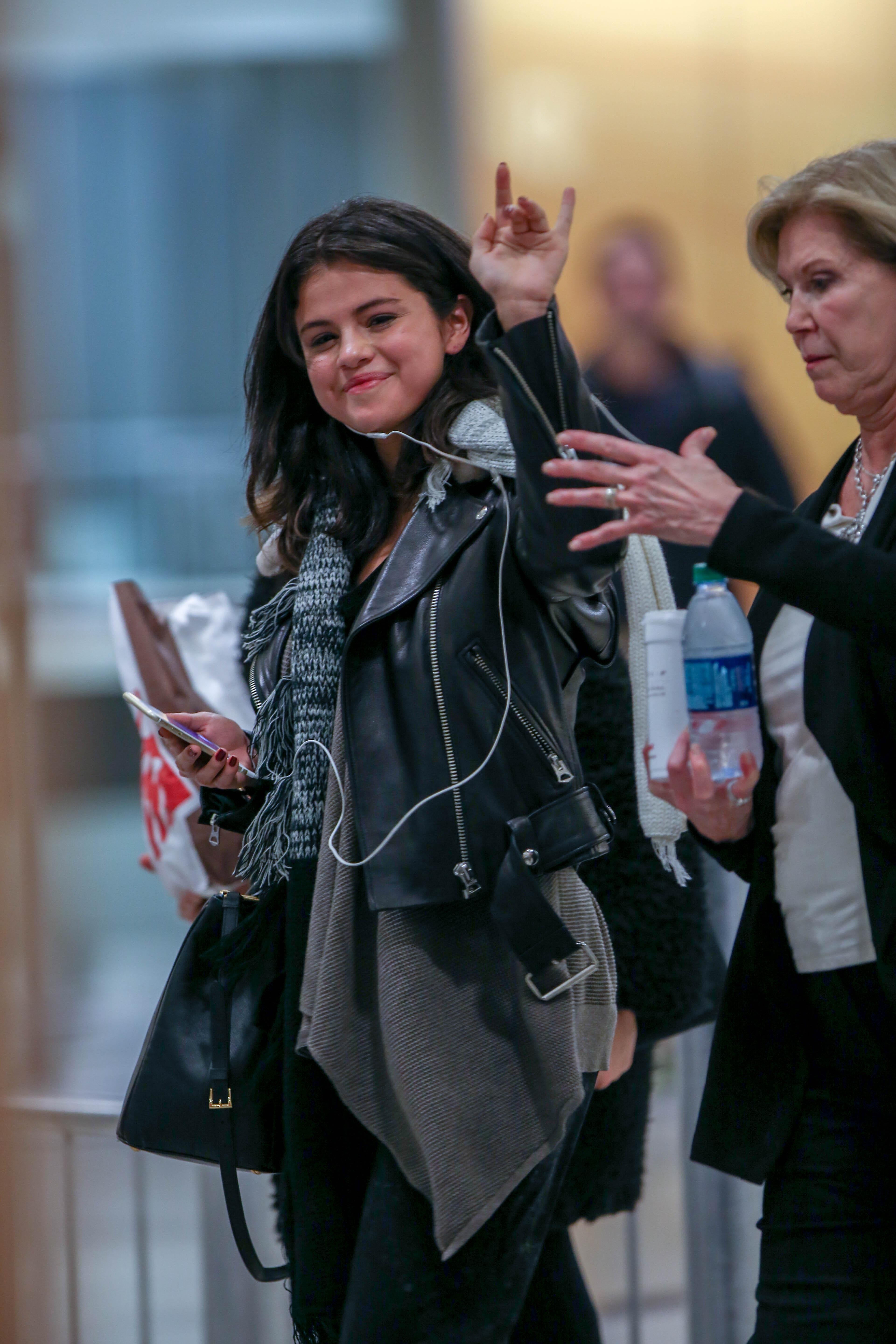 *EXCLUSIVE* Selena Gomez smiles and waves as she returns to film &#8216;The Revised Fundamentals of Caregiving&#8217; **NO UK**