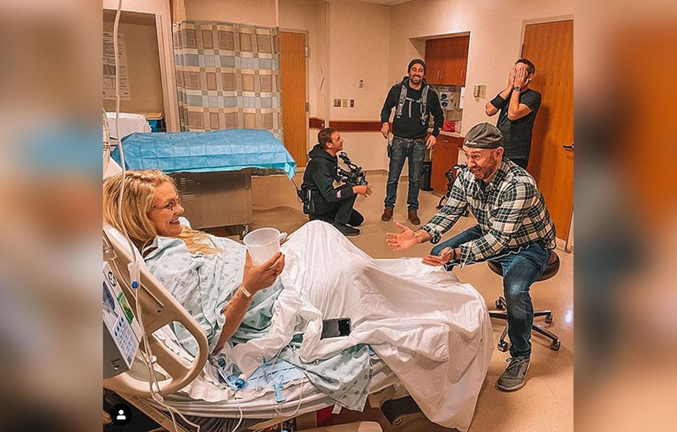 leah-messer-instagram-pregnant-sister-victoria-gives-birth-baby-boy-photos-mtv