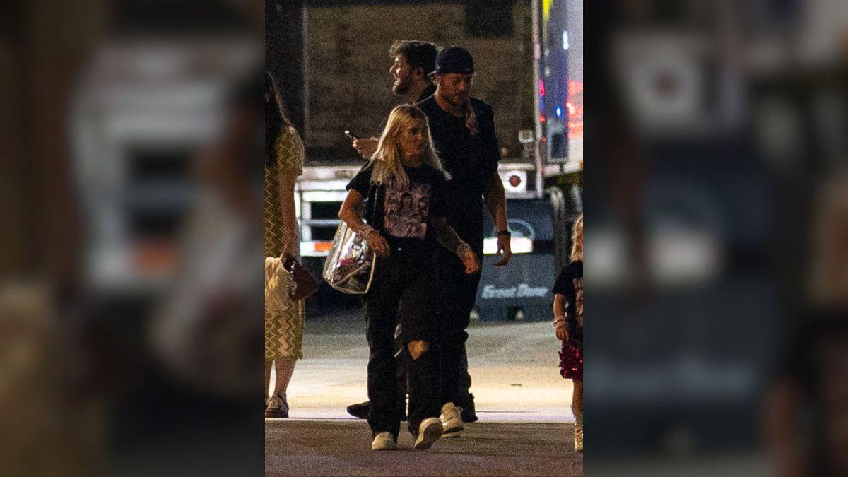 Image of Kelly Stafford’s wedding appearance suggested there is no lingering tension with Taylor Swift.