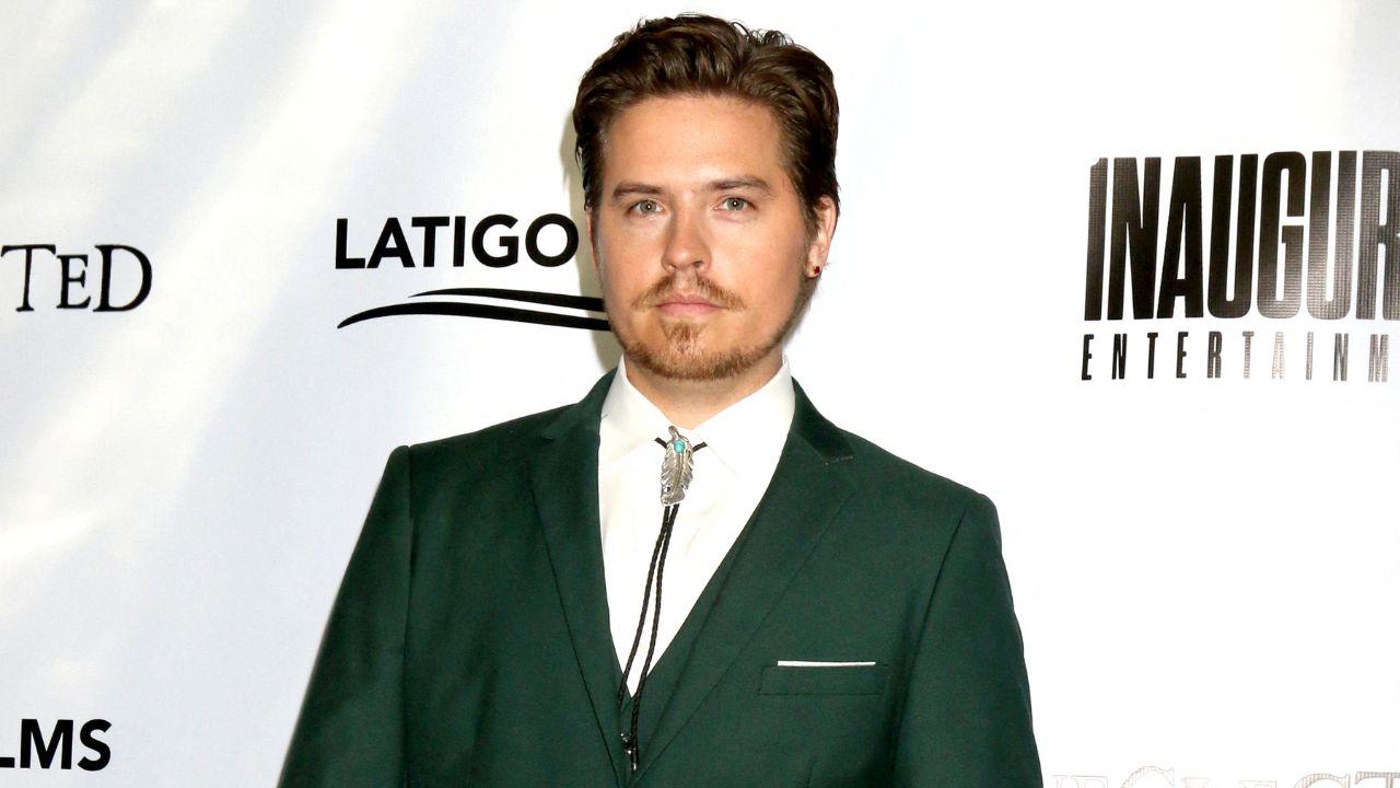 Image of Dylan Sprouse shared how he feels he will 'never have a better cigarette' than the one he shared with David Lynch.