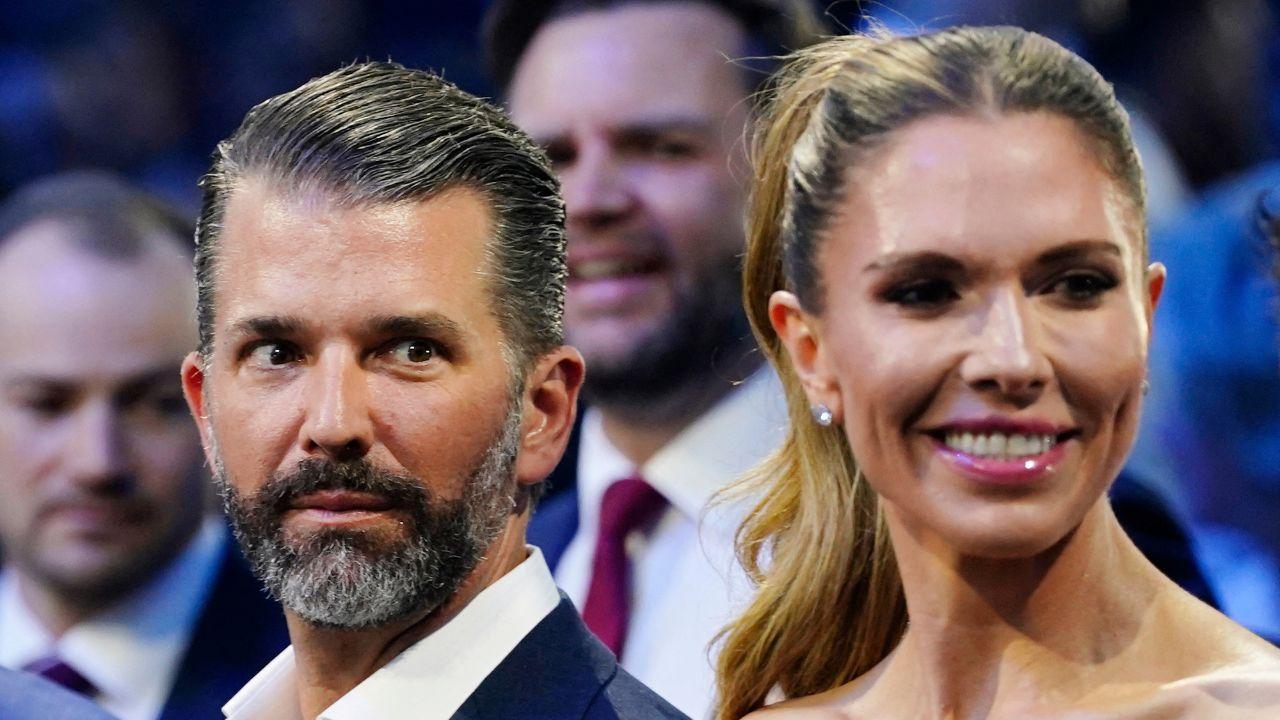 Photo of A Russian oligarch dumped hundreds of thousands of dollars into Don Jr.'s wedding.
