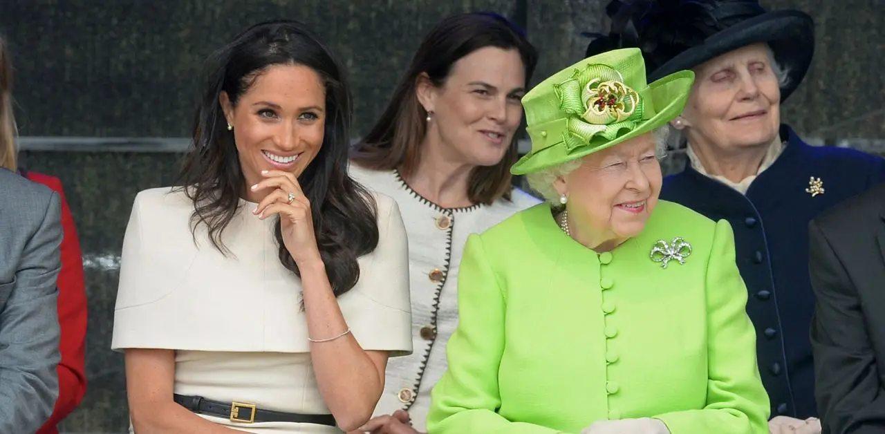 queen elizabeth scolded meghan markle rude staffer book