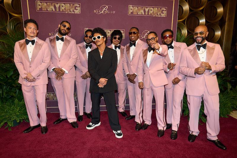 bruno mars and the hooligans at the pinky ring at bellagio