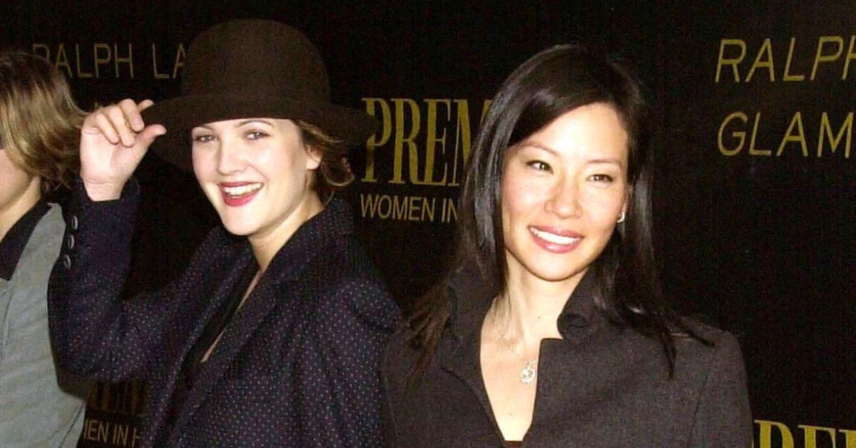 lucy liu drew barrymore hiding bushes