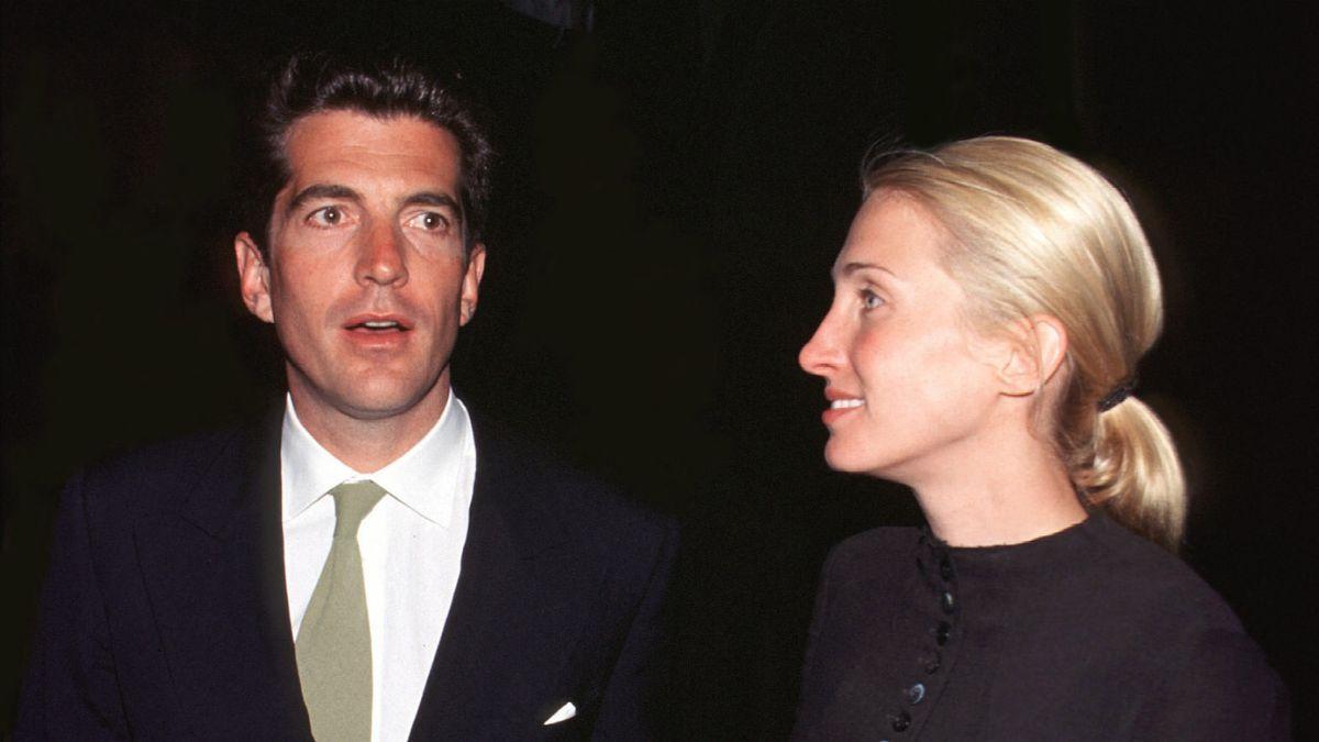 Photo of John F. Kennedy and wife Carolyn Bessette died in a 1999 plane crash.