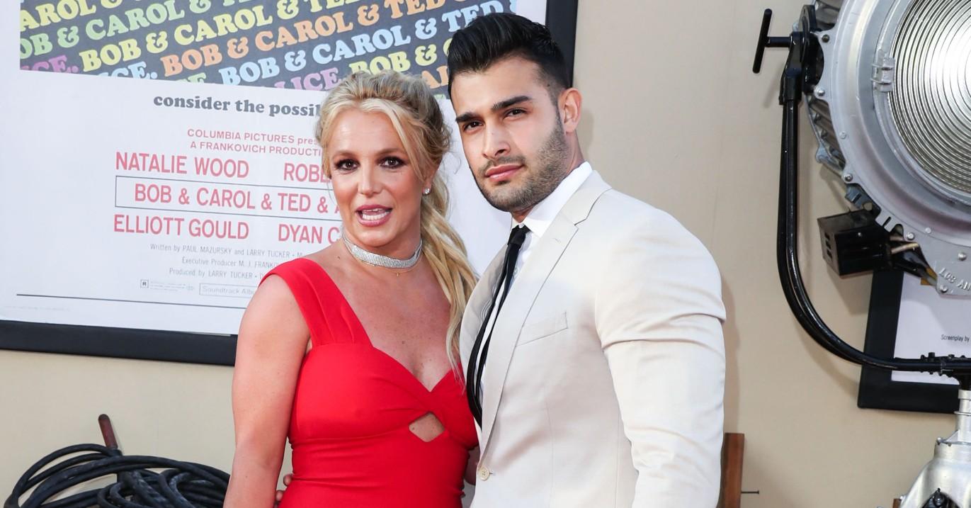 britney spears ex sam asghari adjusting life after divorce