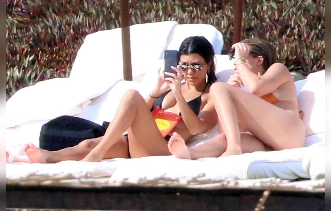 Kourtney Kardashian, Scott Disick, &#038; Sofia Richie 2