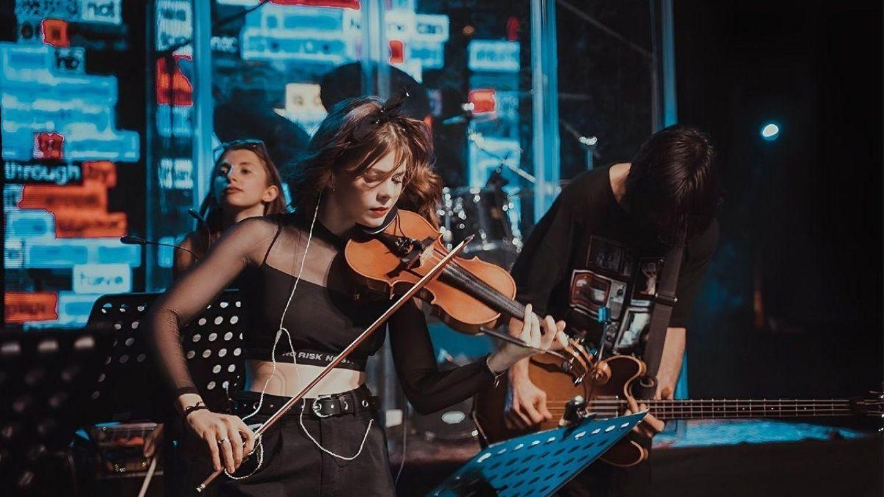 rock fans are filling halls for orchestras iana dubinina explains why the violin leads