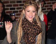 2009__11__full_letterman005_wenn 225×179.jpg