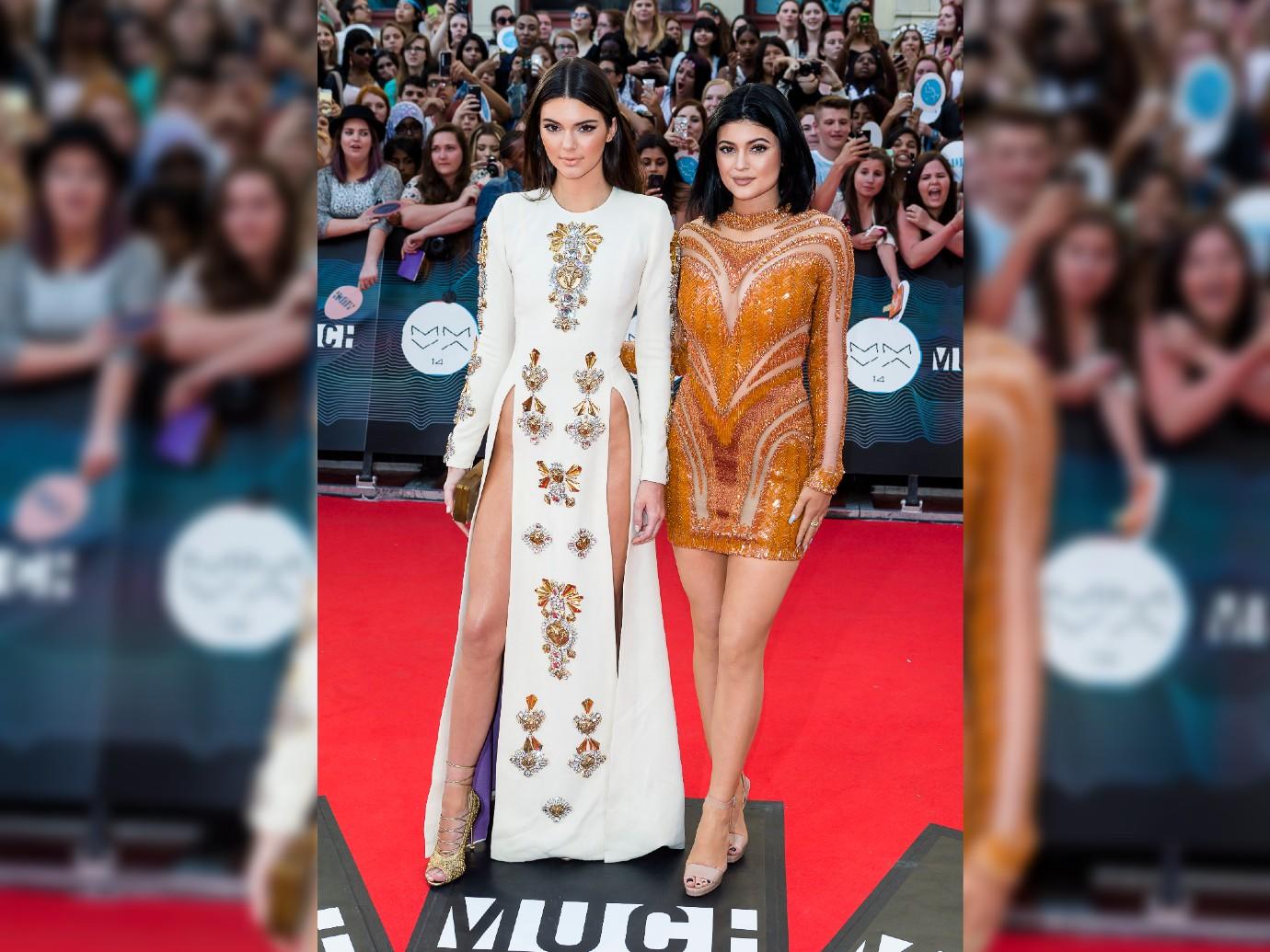 //fashion kardashians jenners best red carpet kendall kylie muchmusic