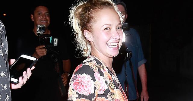 Hayden panettiere barefoot leaving craigs pics