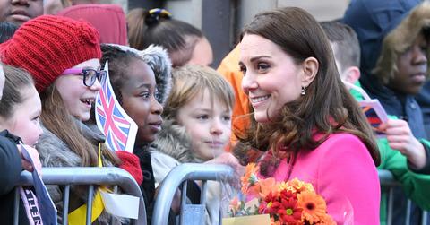 pregnant kate middleton rescues sick child pp