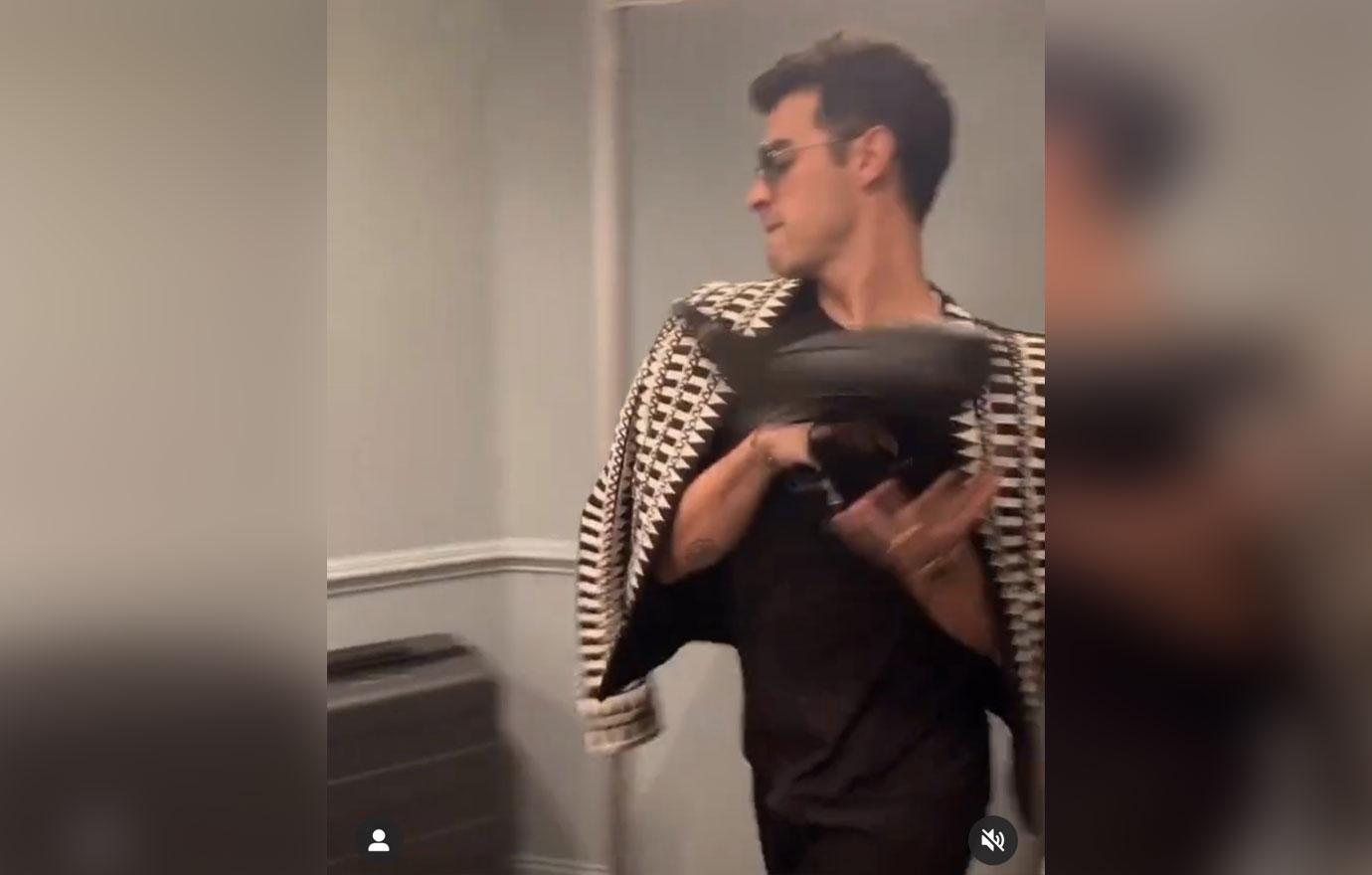 Jonas Brothers Recreates Iconic ‘KUWTK’ Fight Scene With Kim & Khloe