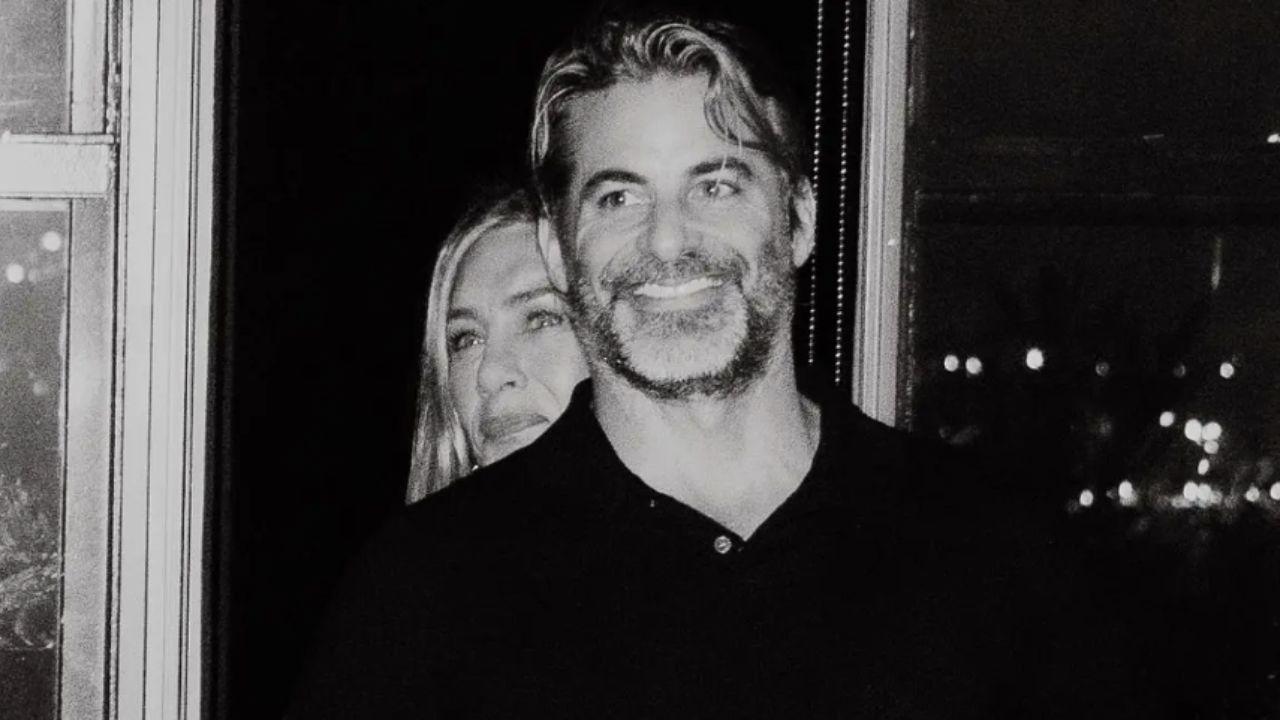 Image of Some of Jennifer Aniston's friends are 'having a difficult time fully trusting him.'