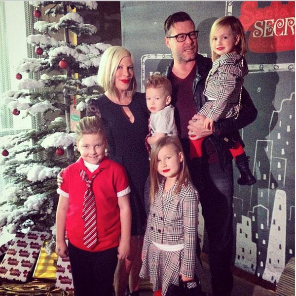 Tori spelling family 01