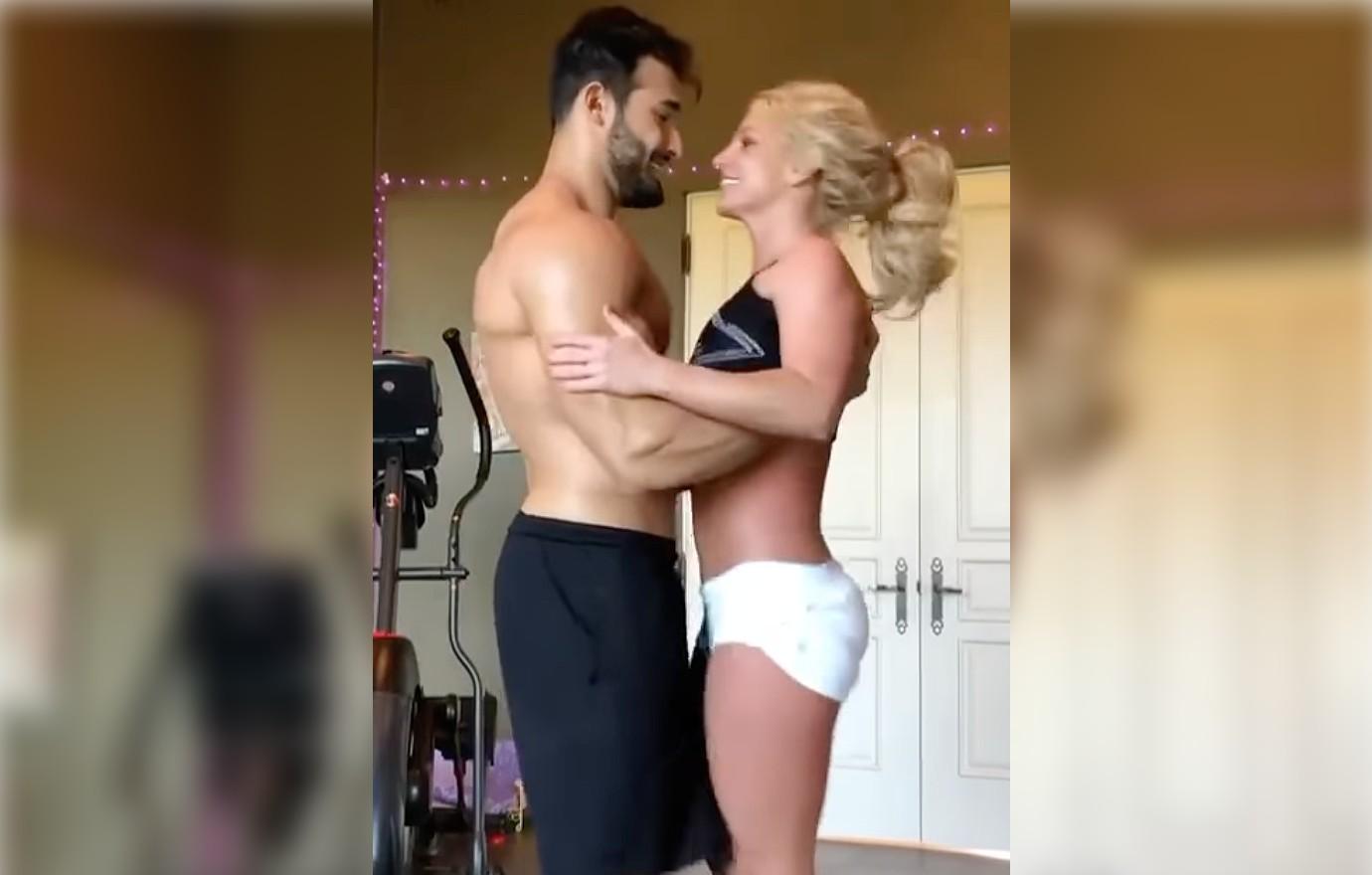 britney spears misses being vulnerable shirtless video sam asghari