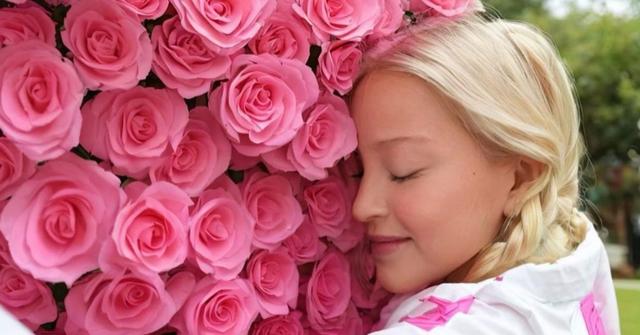 madonna fans edited photo serious hospitalization filter confused