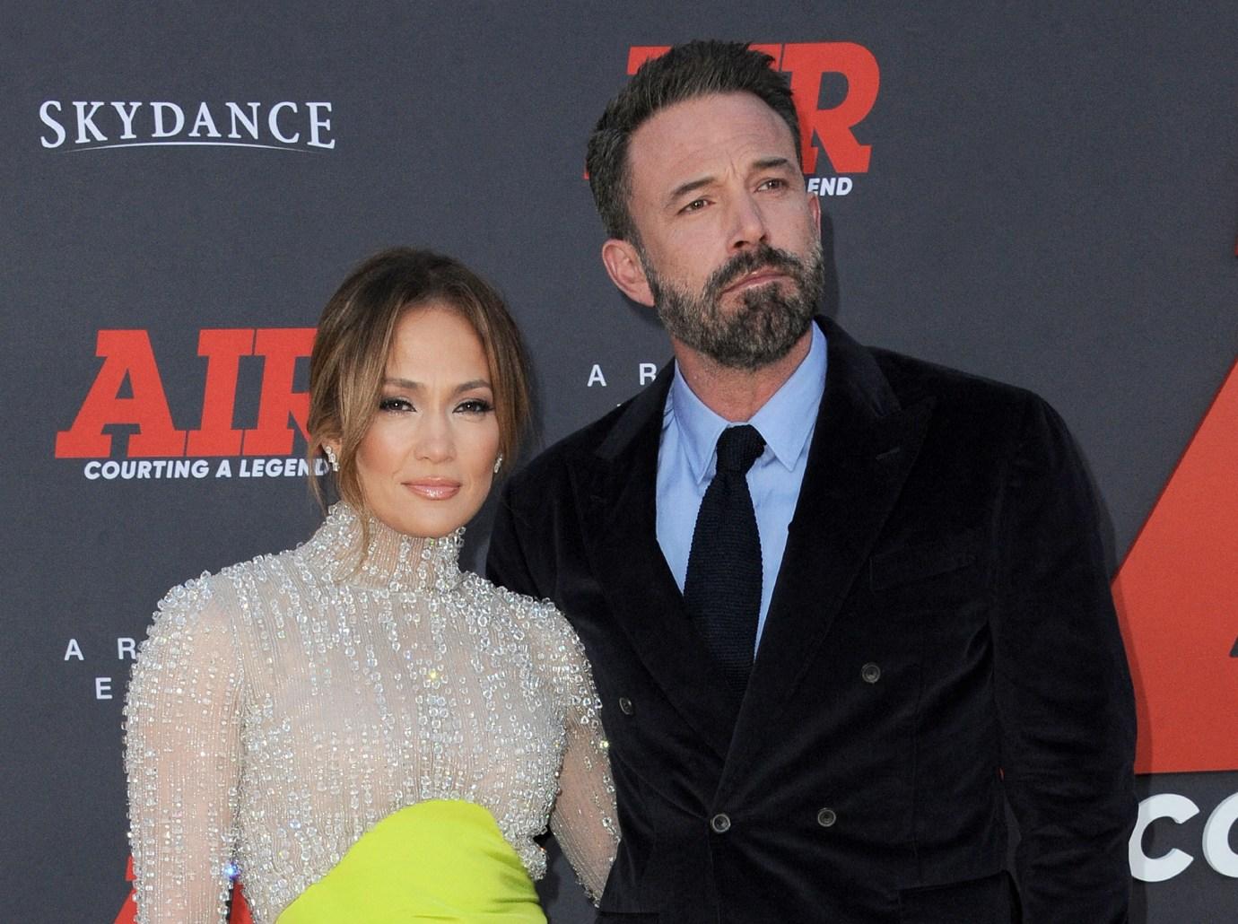 Ben Affleck Smokes A Cigarette While Driving With Jennifer Lopez