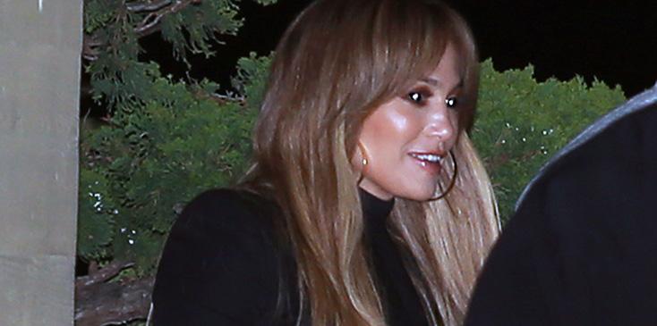 Jennifer Lopez &amp; Alex Rodriguez Eat At Nobu