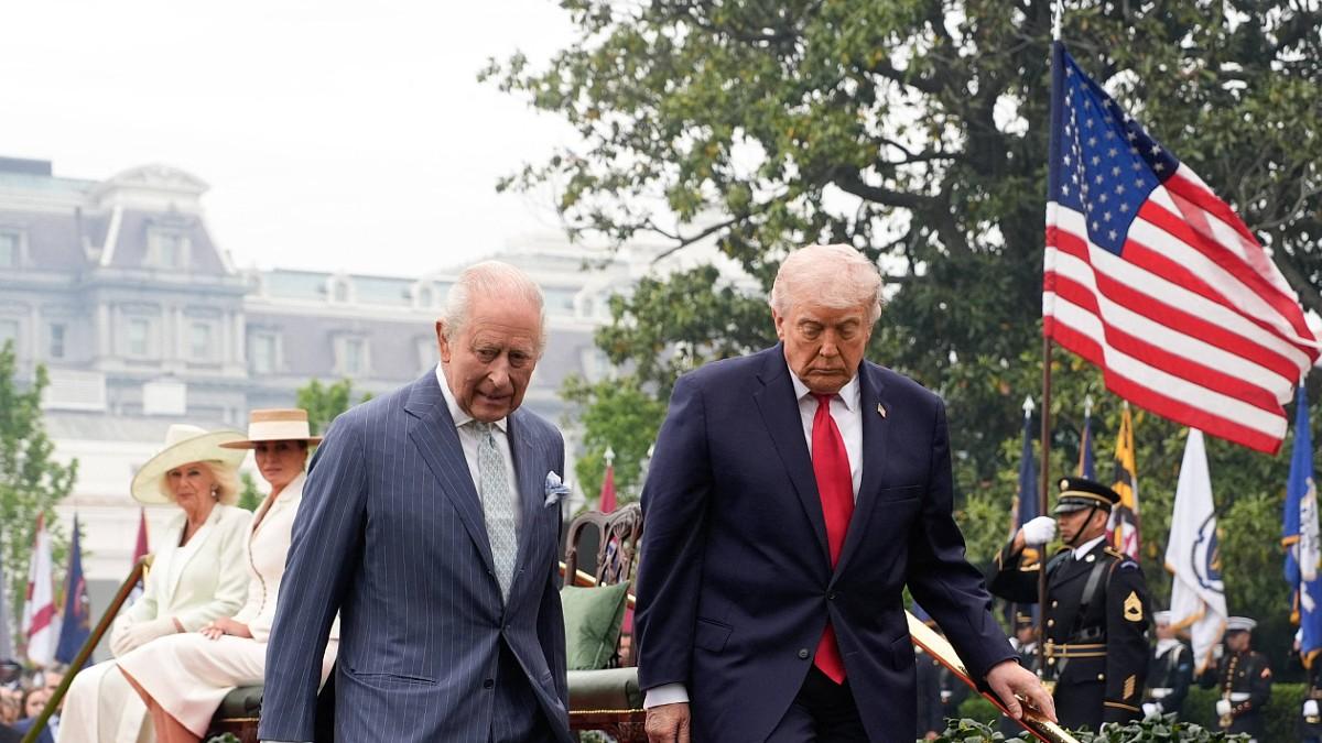 image of First Lady Melania Trump received a custom brooch by British designer Fiona Rae. 