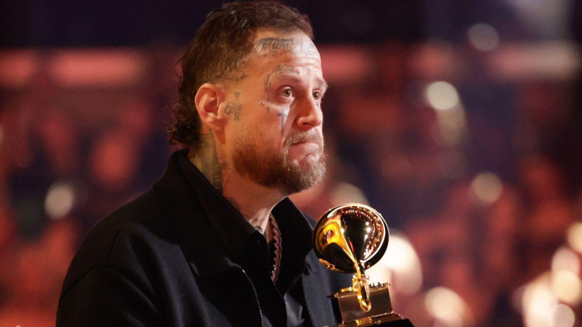 image of Jelly Roll got emotional while accepting his Grammy award.