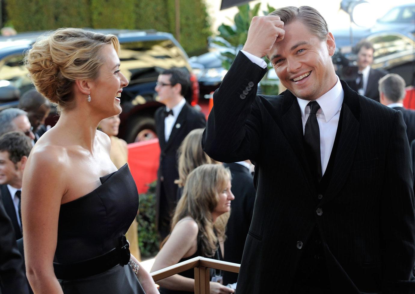 Kate Winslet Leonardo DiCaprio Very Close 02