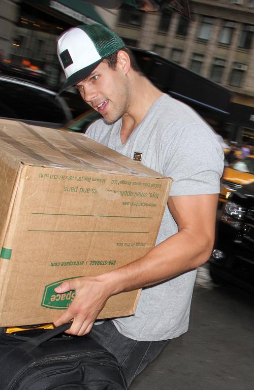 Kris humphfries10202011h_0_ _1.jpg