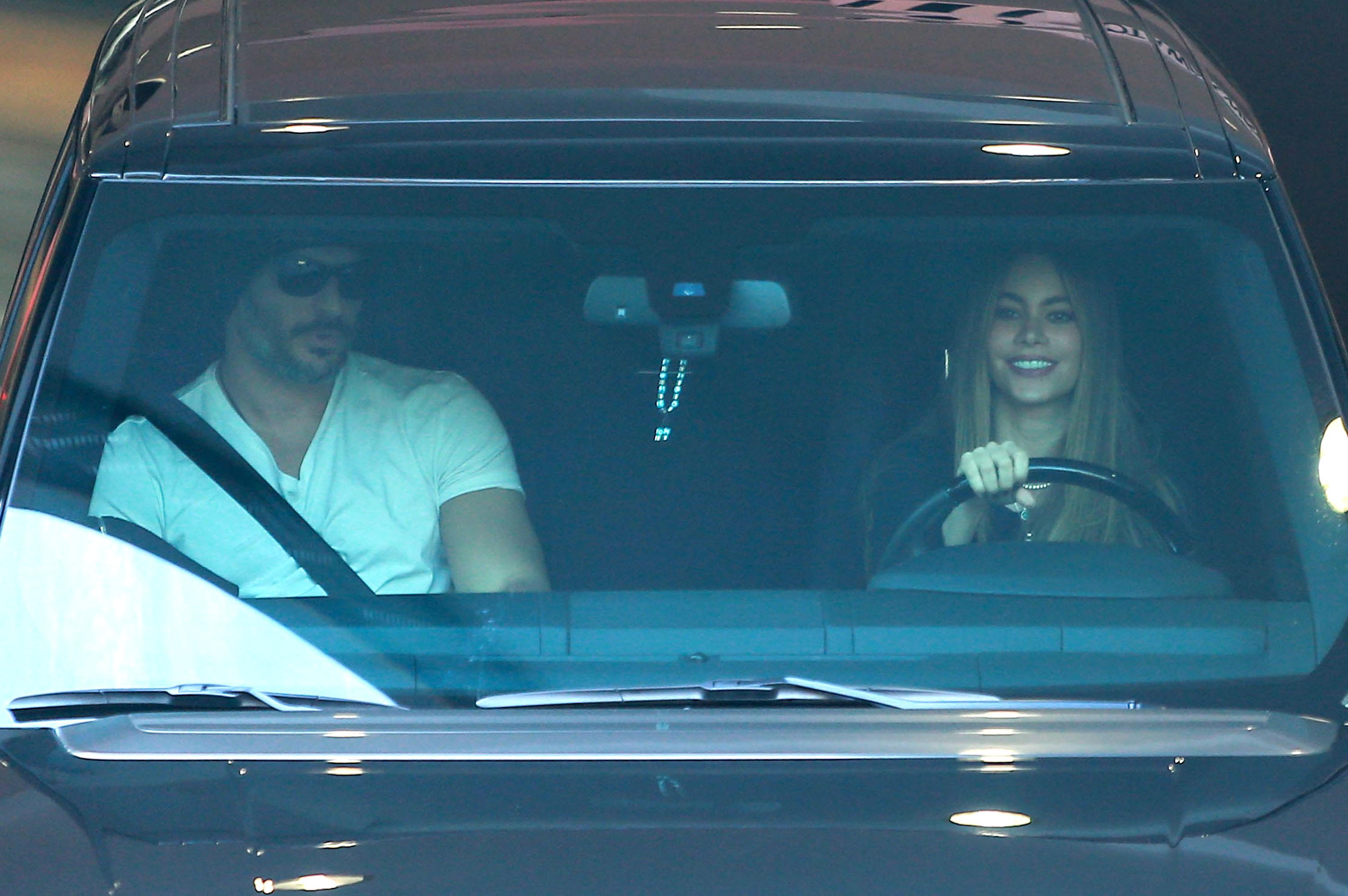 Sofia Vergara &#038; Joe Manganiello Out For Lunch In West Hollywood