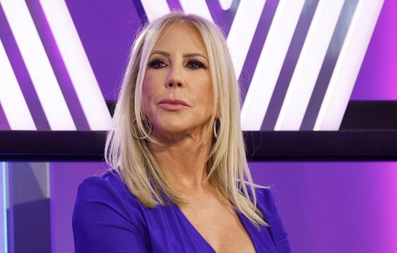 vicki gunvalson supports brandi glanville caroline manzo lawsuit