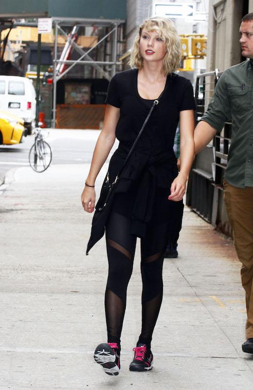 Taylor Swift Wears All Black In NYC