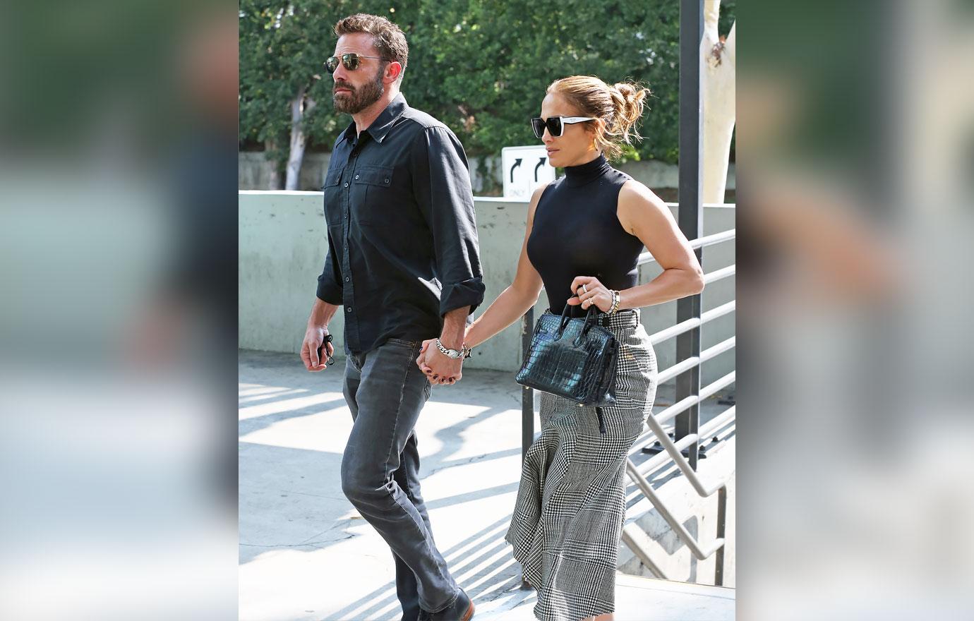 jennifer lopez ben affleck spotted shopping engagement ring rumors