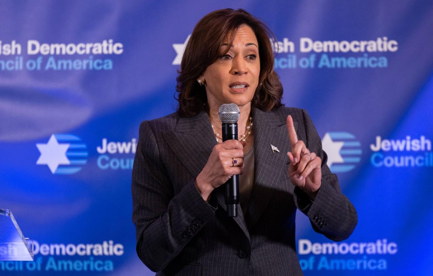 kamalaharris