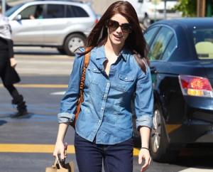 2011__03__ashley_greene_march11_48a 300×242.jpg