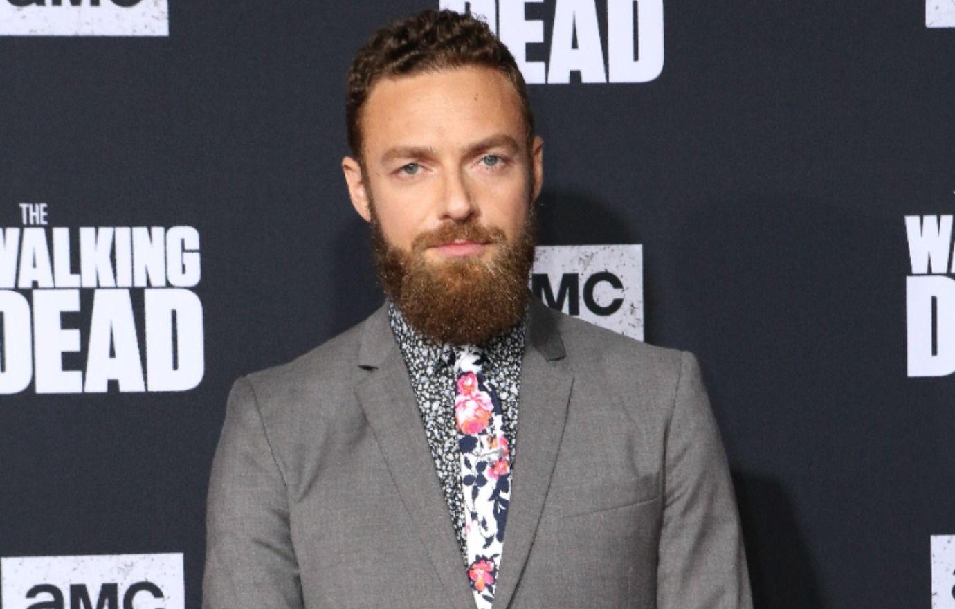 the walking dead ross marquand helps inspire lgbtq fans